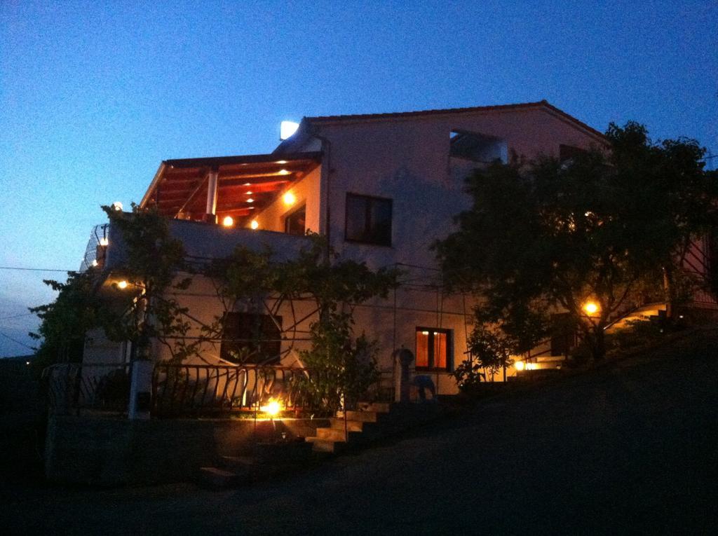 Delfin Apartments Sveti Juraj Exterior photo